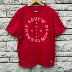 Levi's Red Short Sleeve Tee with Circular Logo